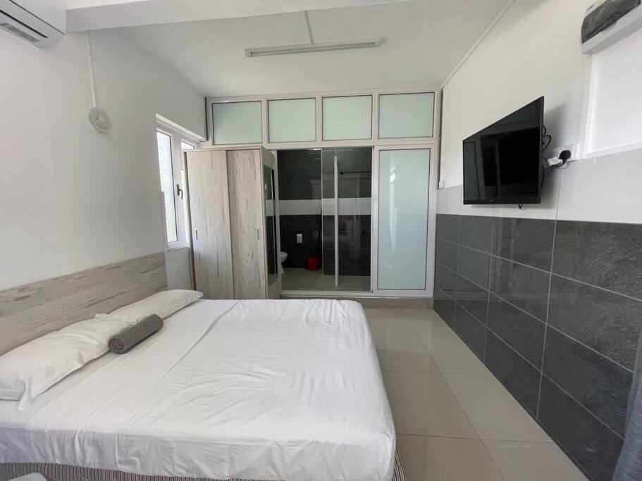 Blue Pebbles - Exotica - Studio With Double Bed Flic en Flac Exterior photo